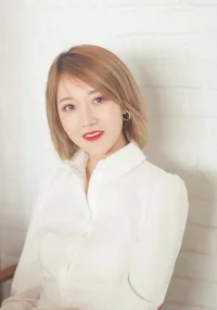 王小艾 