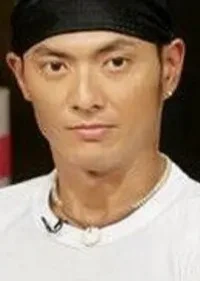 洪其德