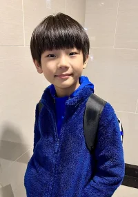 洪君昊 