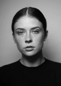 米娅·汤姆林森