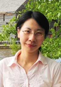 李佳颖
