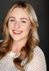 麦肯齐·斯科特