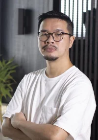 何爵天