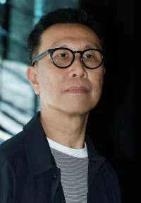 潘耀明