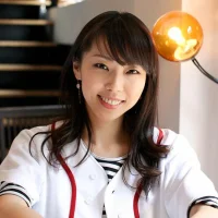 春日井静奈