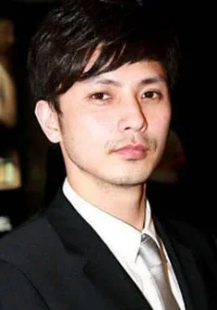 中泉英雄
